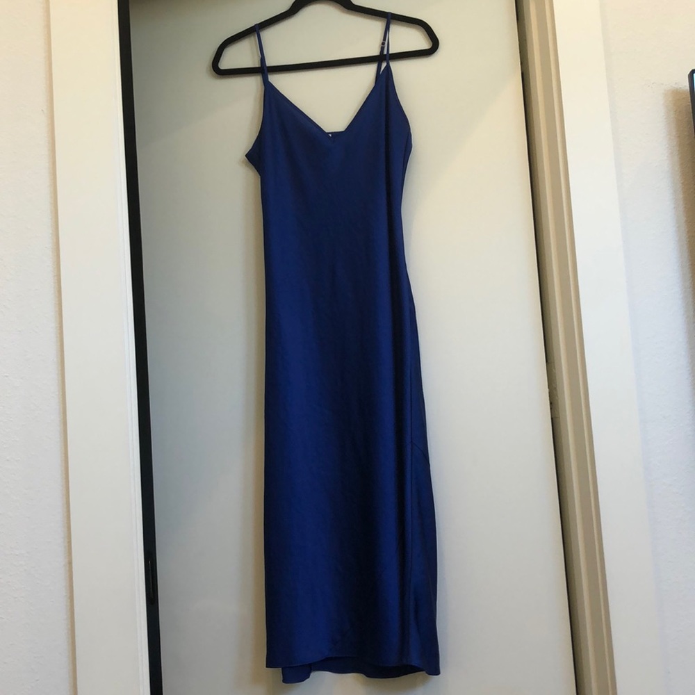 Aritzia Wilfred Satin Slip Dress